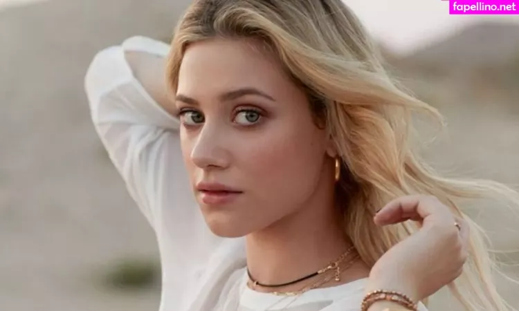 Lili Reinhart OnlyFans Thumbnail #ZPZTGg6zAV
