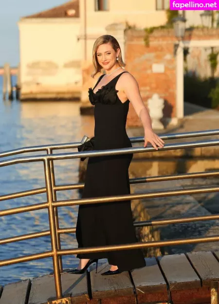 Lili Reinhart OnlyFans Thumbnail #e29wBJeB5Q