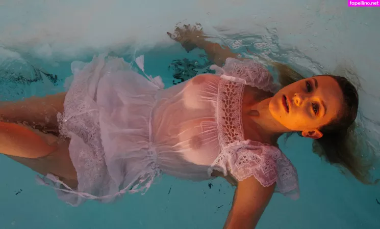 Lili Reinhart OnlyFans Thumbnail #fSEGeb8tTD