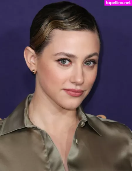 Lili Reinhart OnlyFans Thumbnail #ncQJJTwWBZ