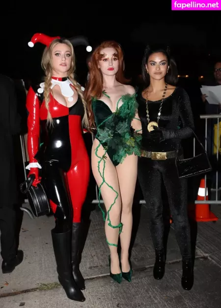 Lili Reinhart OnlyFans Thumbnail #o63QlN4jV9