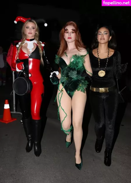 Lili Reinhart OnlyFans Thumbnail #rJfc7SmkSA