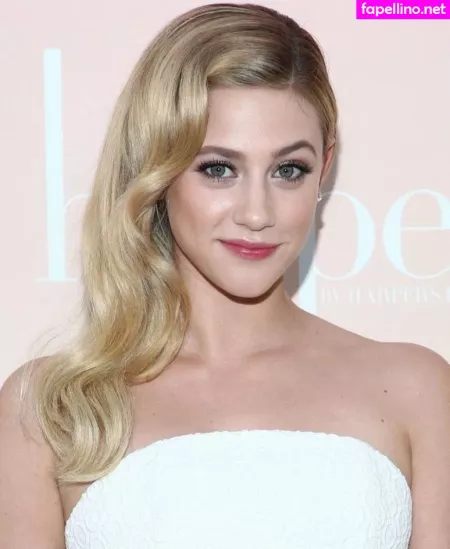 Lili Reinhart OnlyFans Thumbnail #uY3wIfdlY5