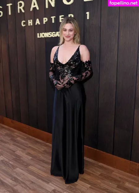 Lili Reinhart OnlyFans Thumbnail #xqdUSzyknq