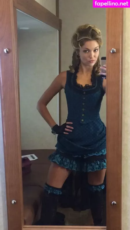 Lili Simmons OnlyFans Thumbnail #fWjrIuL6FK