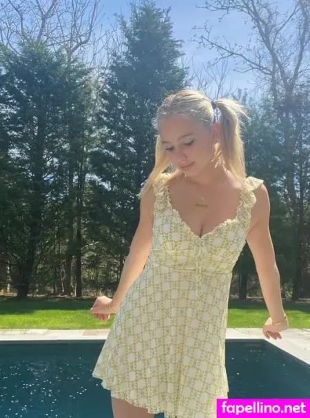 Lilia Buckingham OnlyFans Thumbnail #aEarGRSlmD