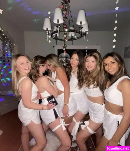 Lilia Buckingham OnlyFans Thumbnail #naickAnvtX