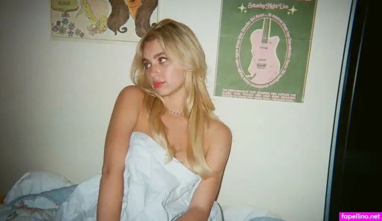 Lilia Buckingham OnlyFans Thumbnail #uITnnwqPrY