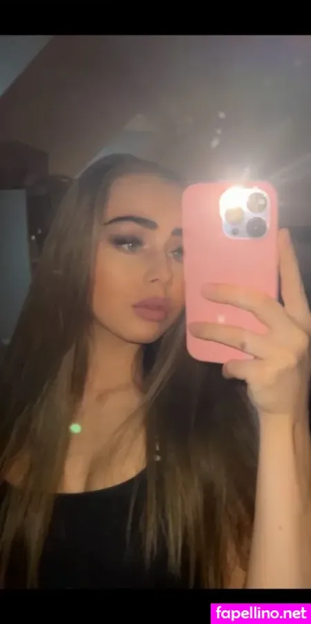 Lilian Rose OnlyFans Thumbnail #S3zbqB9jvO
