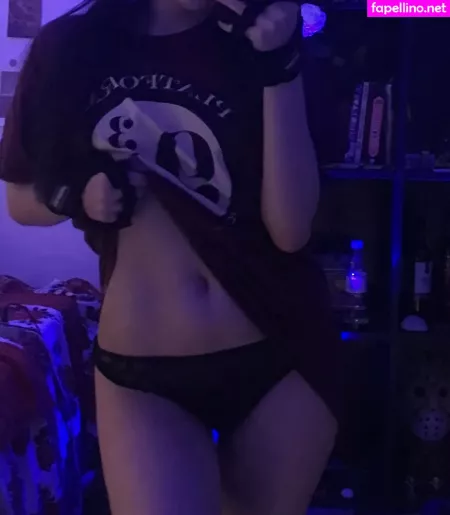 Lilians OnlyFans Thumbnail #YzR51m0MIi