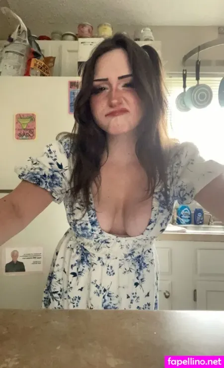 Lilibet Silllly OnlyFans Thumbnail #VEESzIaUen