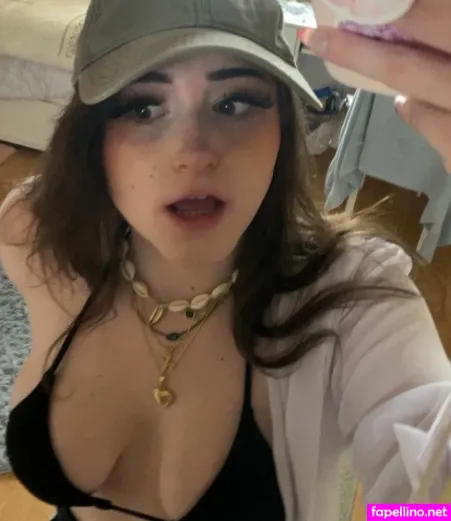 Lilibet OnlyFans Thumbnail #j2aGzFtVL6