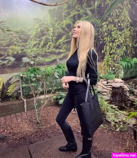 Liliililili333 OnlyFans Thumbnail #znOeiwxNgW