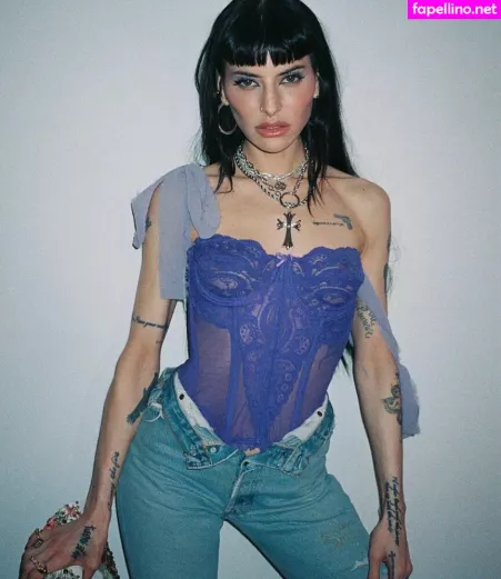 Lilith Czar OnlyFans Thumbnail #cVKAQV0w83