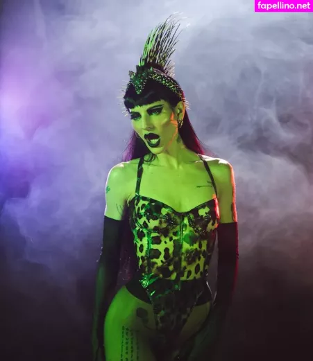 Lilith Czar OnlyFans Thumbnail #uyyCVg596Q