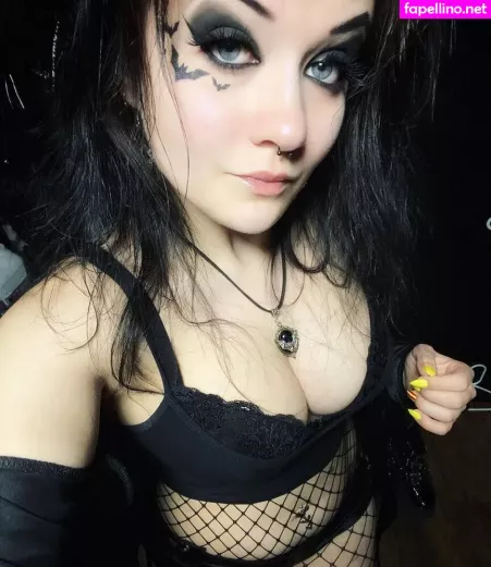 Lilith Lavey OnlyFans Thumbnail #Q8wiV2zZ4w