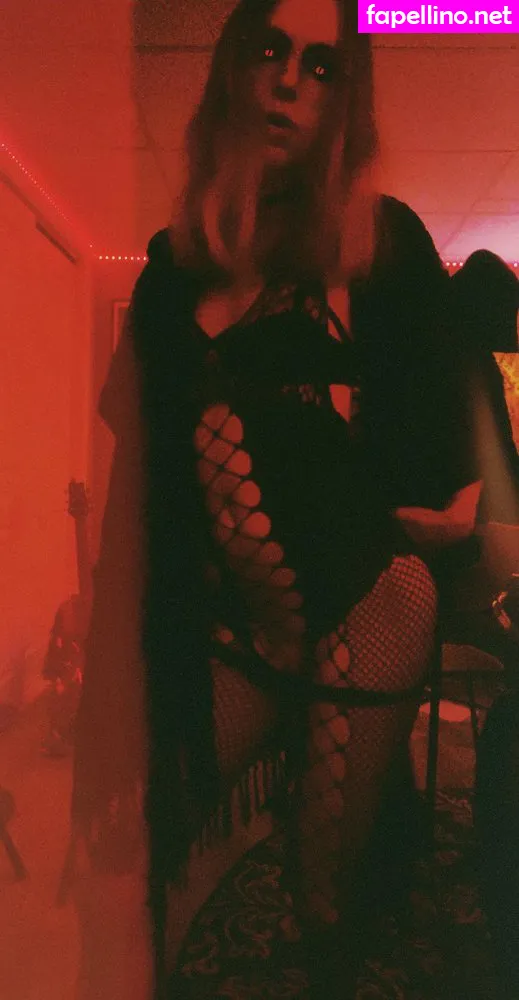 dayyyysiii, goddess_lilith1, lclikewhat, lilith_tv Nude Leaked OnlyFans Photo #8JiuvdLU9C