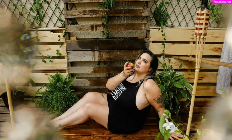 Lilithheartvore OnlyFans Thumbnail #4Wjg2B3JYj