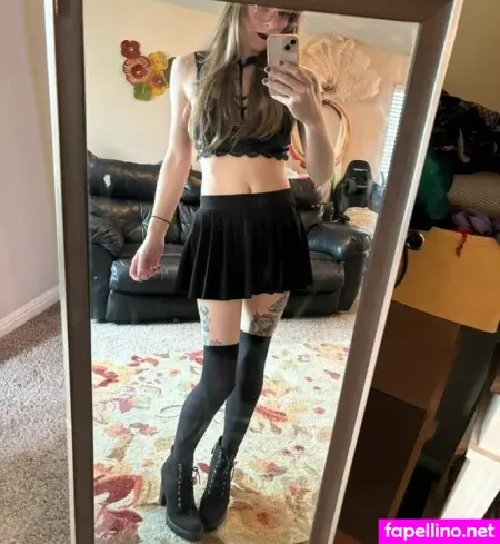 Lilithstarfall OnlyFans Thumbnail #9BGQUHy3zo