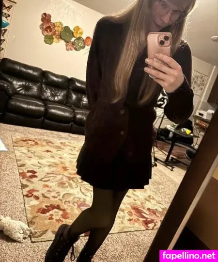 Lilithstarfall OnlyFans Thumbnail #H7tEdca7Xn