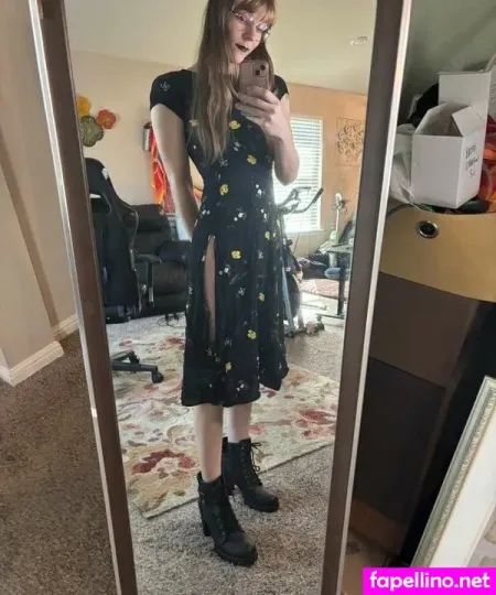 Lilithstarfall OnlyFans Thumbnail #W7Tp4NAI3n