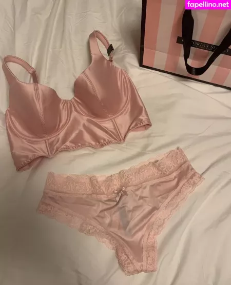 Lilixdeanee OnlyFans Thumbnail #HyWrXpiN2D