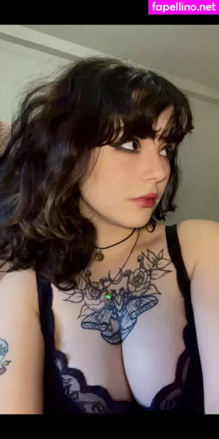 Lilkittymoon1 OnlyFans Thumbnail #4yKfThqM6L