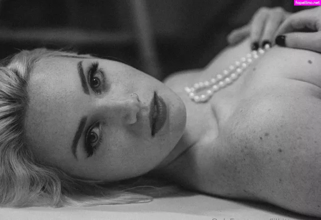 Lilkittyqueen OnlyFans Thumbnail #BKQPSGgJZo