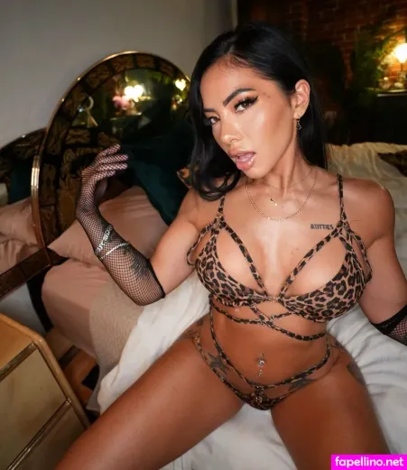 Lilkymchiii 2 OnlyFans Thumbnail #76bu8ZUD0t