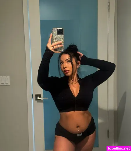 Lilkymchiii 2 OnlyFans Thumbnail #Ry2KKnO8zS