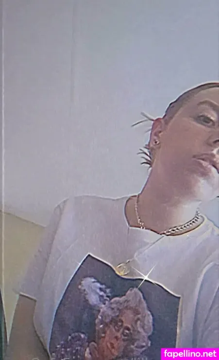 Lilladyraspberry OnlyFans Thumbnail #Nw57abKrr4