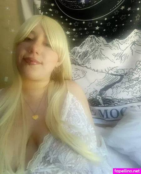 Lilladyraspberry OnlyFans Thumbnail #UQjOYQDLqR