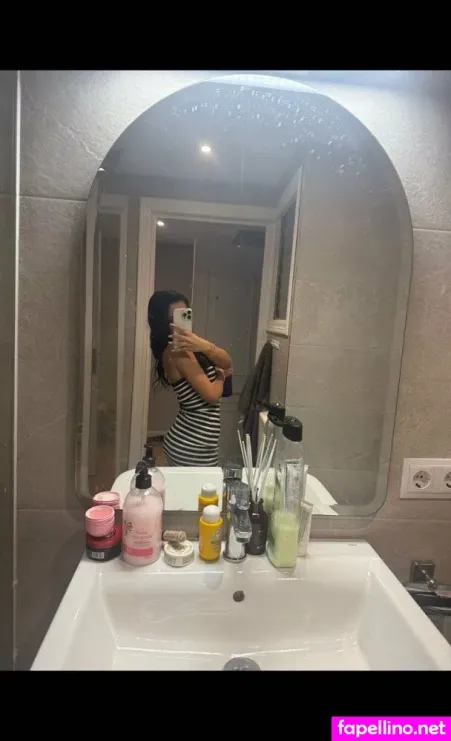 Lillanswe OnlyFans Thumbnail #OjcOPPdaex