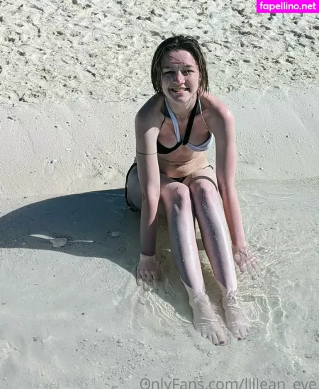 Lillean Eve OnlyFans Thumbnail #5VLahn69p3