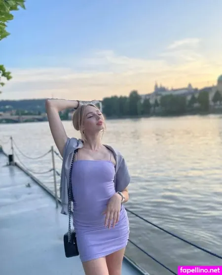 Lilli Clark OnlyFans Thumbnail #cYImS446Kl