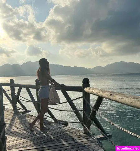 Lilli Hollunder OnlyFans Thumbnail #Nv1bYMoBHI