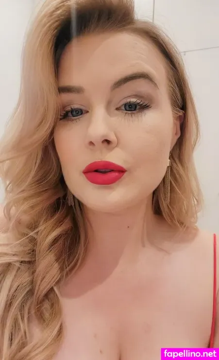 Lilli Luxe 2 OnlyFans Thumbnail #bIBLNd5g9N