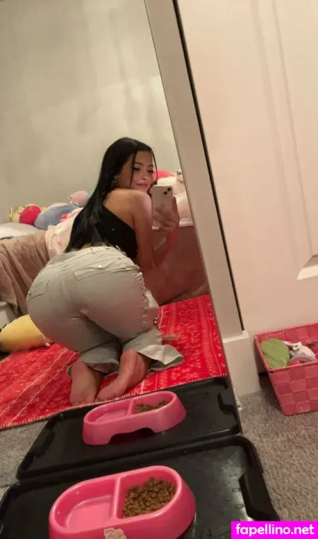 Lilliandelaney OnlyFans Thumbnail #LKf9Zx13UZ