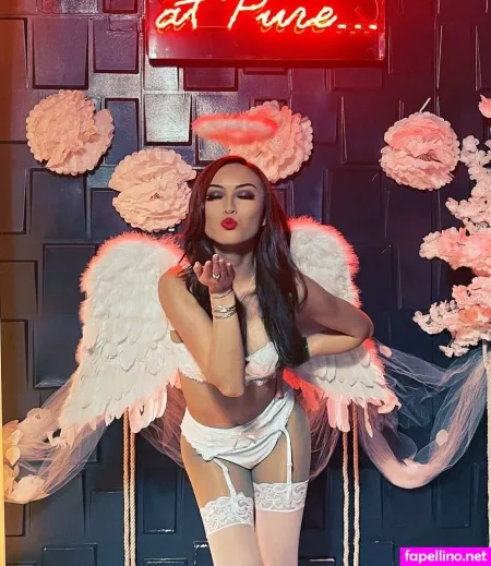 Lillianxle OnlyFans Thumbnail #9JXXTyKrwI