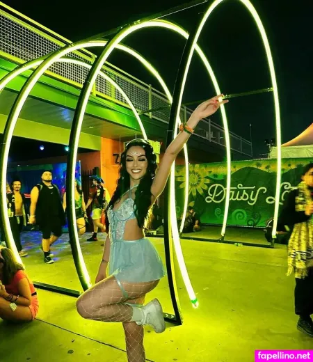 Lillianxle OnlyFans Thumbnail #jRGhGe2xA5