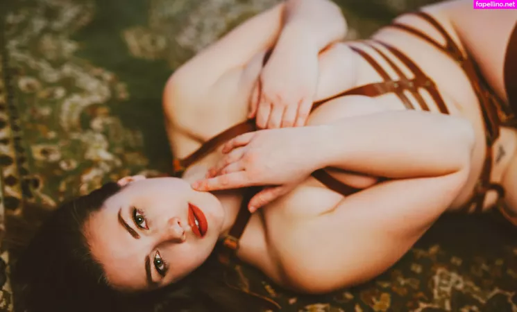 Lillias Right 10 OnlyFans Thumbnail #M4NHO664BP