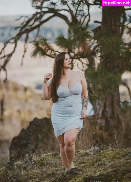 Lillias Right 10 OnlyFans Thumbnail #utvV7VOk5A