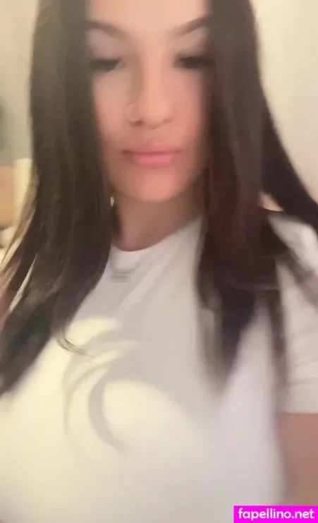Lillie Anne Moore OnlyFans Thumbnail #686gfJXDOr