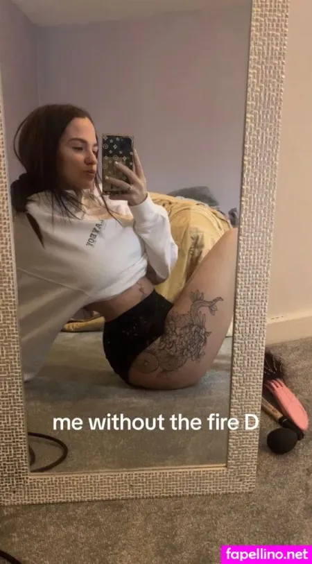 Lillie Anne Moore OnlyFans Thumbnail #EjxA5c9o8J