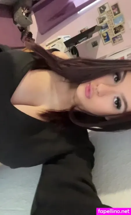 Lillie Anne Moore OnlyFans Thumbnail #aW5IclWzyG