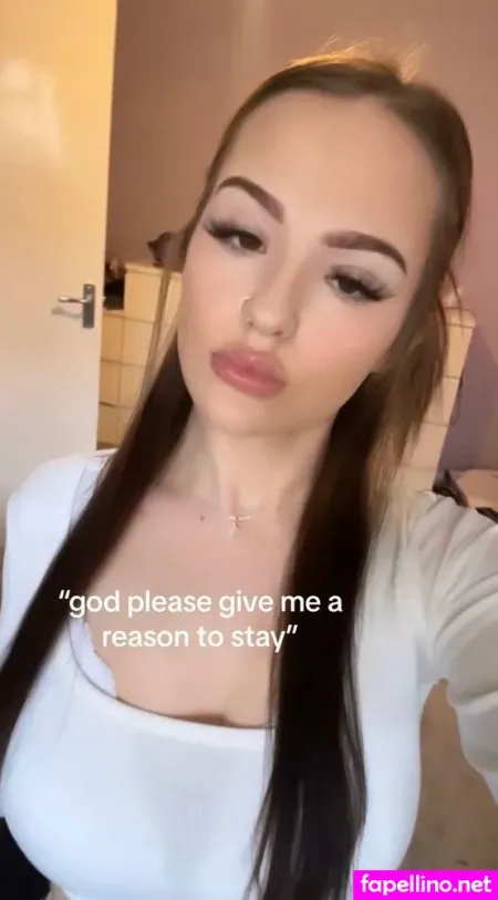 Lillie Anne Moore OnlyFans Thumbnail #dZ5EUwFhB4