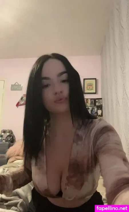Lillie Anne Moore OnlyFans Thumbnail #oTrRveWPLd