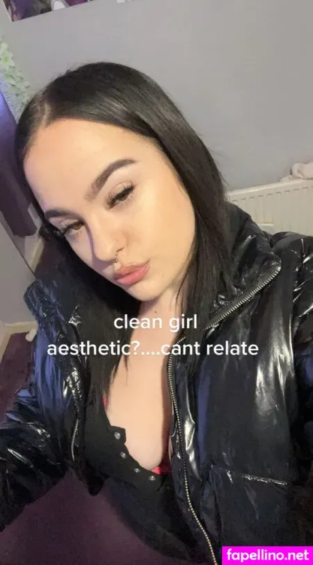 Lillie Anne Moore OnlyFans Thumbnail #zhougOPHwv