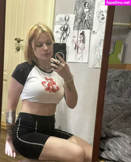 Lillie France OnlyFans Thumbnail #4YOrMyw9CW