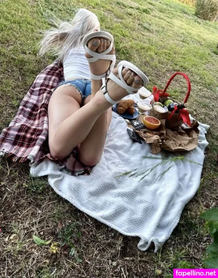 Lillie Onyx OnlyFans Thumbnail #e9RigejIH3